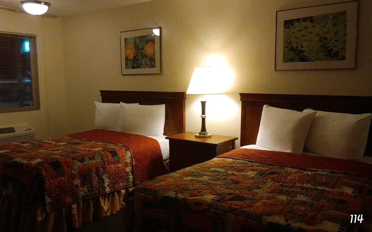 Big Chile Inn & Suites ลาสครูเซส ภายนอก รูปภาพ