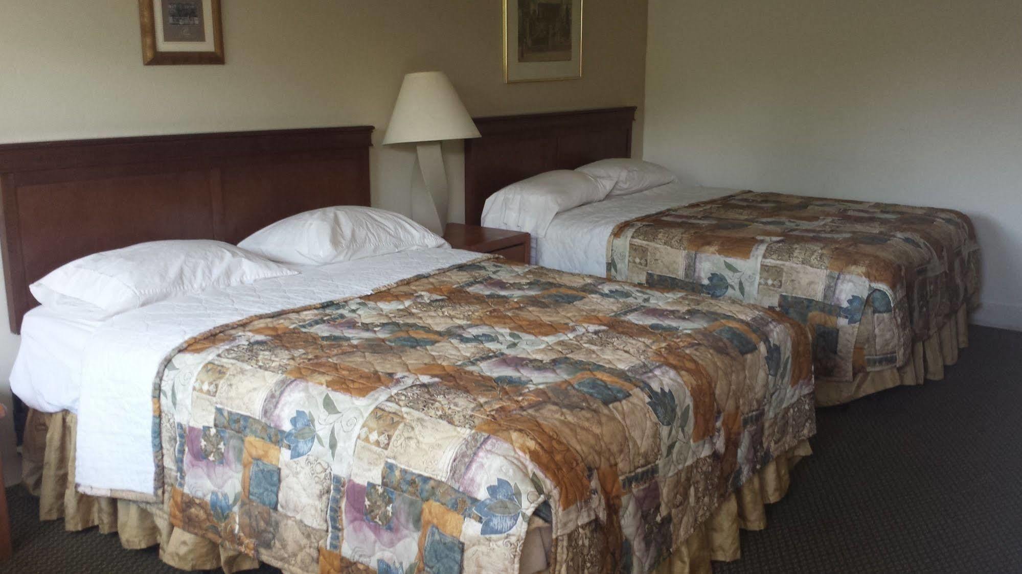 Big Chile Inn & Suites ลาสครูเซส ภายนอก รูปภาพ